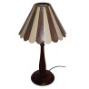  Lampe en acajou avec abat jour rayé sur  Moinat SA  - Antiquités décoration
