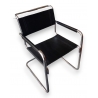 Fauteuil d'après Marcel BREUER en cuir