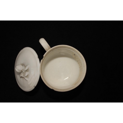 Petit pot à crème avec couvercle