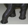 Eléphant, en céramique noire.