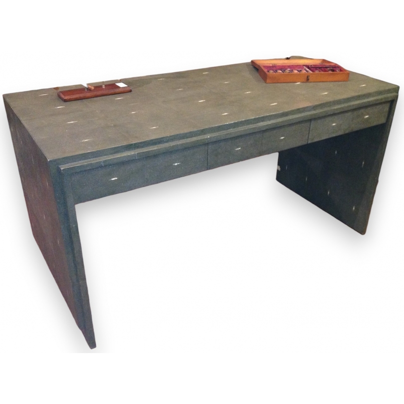Khaki-coloured stingray-skin desk from Moinat SA – Antiques and home décor