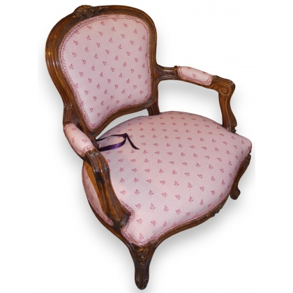 Louis XV-style convertible armchair at  Moinat SA  - Antiques and home décor