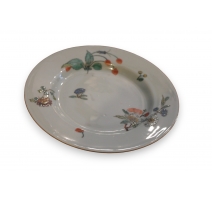 Assiette en porcelaine