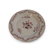 Assiette en porcelaine