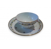 Bol et sous-tasse en porcelaine de Nyon