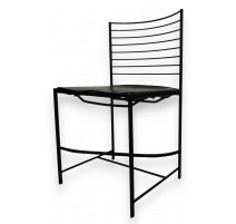Chaise en cuir noir