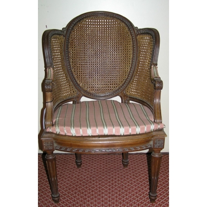 Louis XVI-style children’s armchair on  Moinat SA  - Antiques and home décor