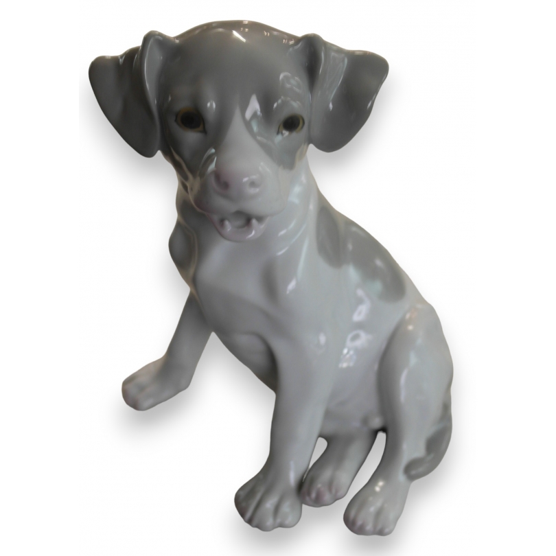 Chien en porcelaine de Copenhague