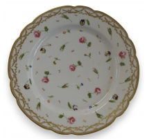 Assiette en porcelaine de Nyon, décor