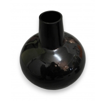 Vase en verre noir