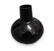 Vase en verre noir