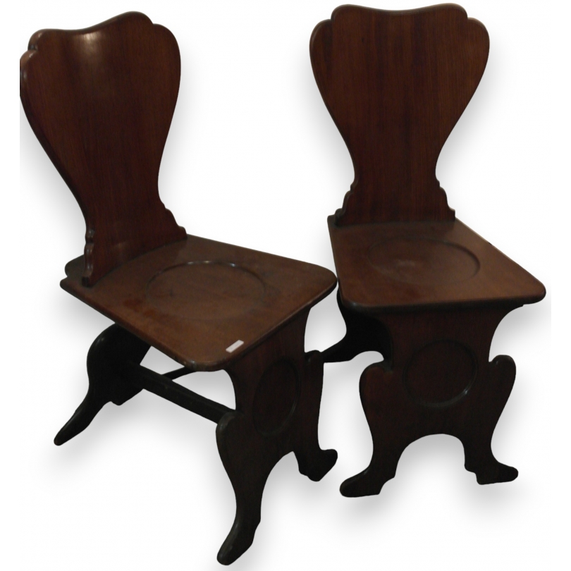 Paire de Hall chairs George II en acajou