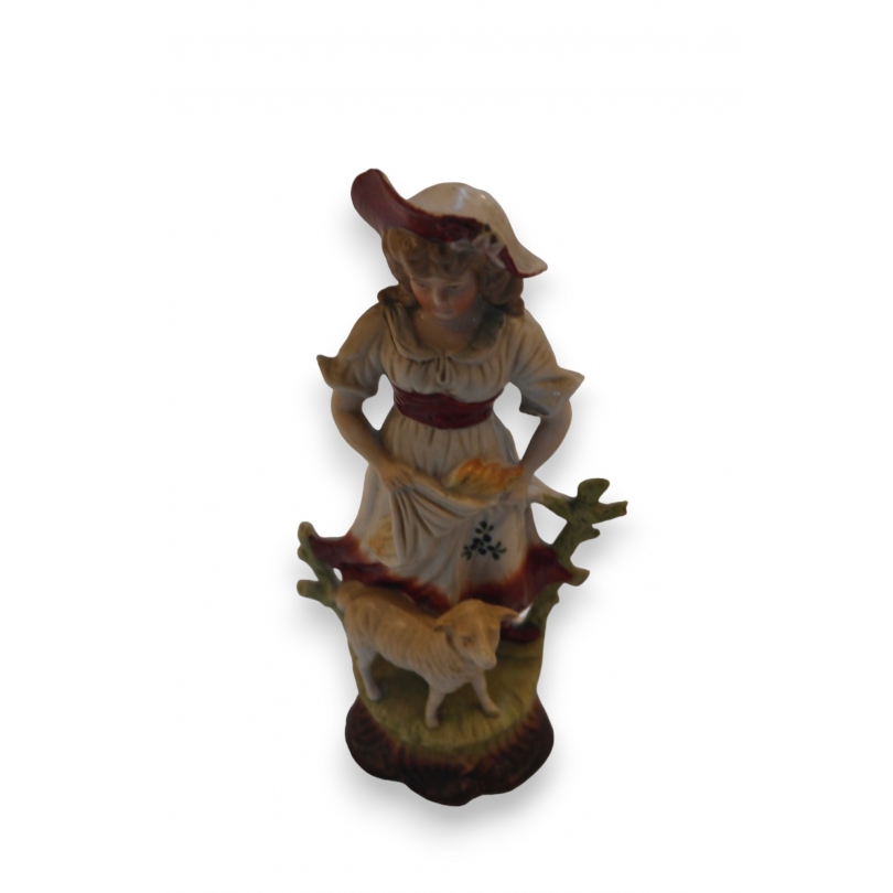 Statue "Fille avec son mouton"