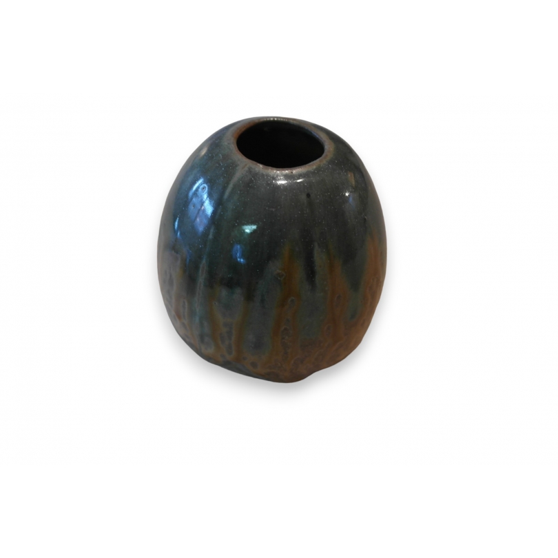 Vase en forme d'oeuf polychrome