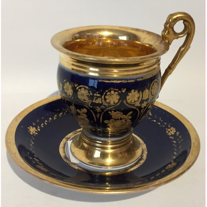 Pair of Empire-style cups and saucers by Moinat SA – Antiques and home décor
