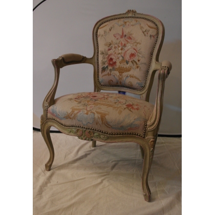 Louis XV-style armchair, ‘Griset’ model, from Moinat SA – Antiques and home décor