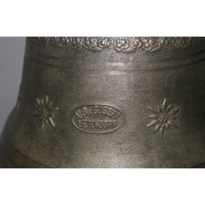 Cloche en bronze marquée ALB. GUSSET sur  Moinat SA  - Antiquités décoration
