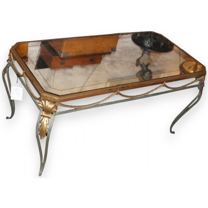 Table basse en fer polychrome