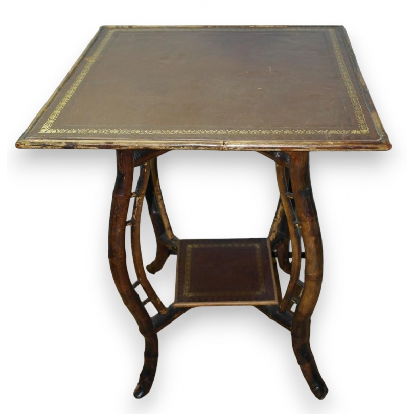  Table en bambou dessus cuir sur  Moinat SA  - Antiquités décoration