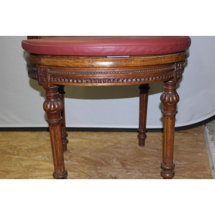 Louis XVI Gondole dressing chair on  Moinat SA  - Antiques and interior design