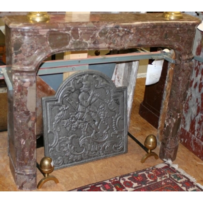 Regency-style fireplace in red marble at  Moinat SA  - Antiques and home décor