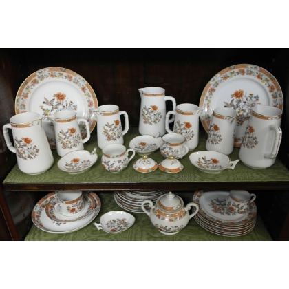 Vista Alegre porcelain service at Moinat SA – Antiques and home décor