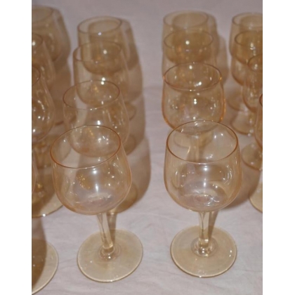 Lot de 42 verres orangés