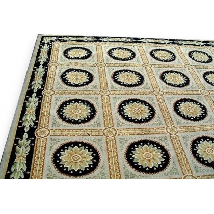 Semi-machine-woven rug, geometric patterns. at  Moinat SA  - Antiques and home décor
