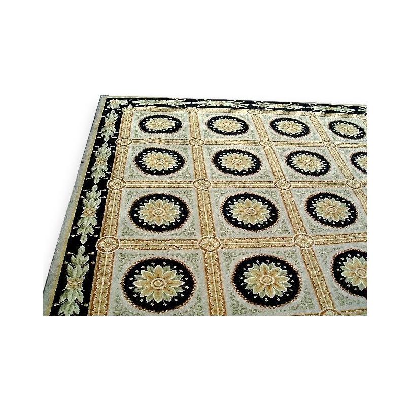 Semi-machine-woven rug, geometric patterns. at  Moinat SA  - Antiques and home décor