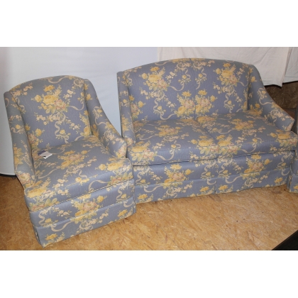 Woburn living room set comprising 1 sofa from  Moinat SA  - Antiques and home décor