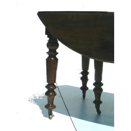 Mesa Luis Felipe con alas abatibles y extensiones. En  Moinat SA  - Antigüedades y decoración