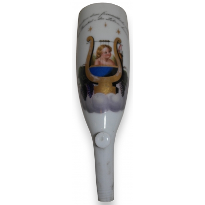 Pipe en porcelaine allemande \"Ange et
