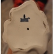 Femme à l'ombrelle en porcelaine de