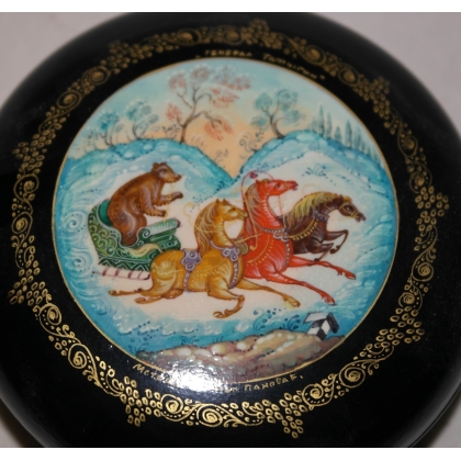 Boite en laque Russe \"Ours en