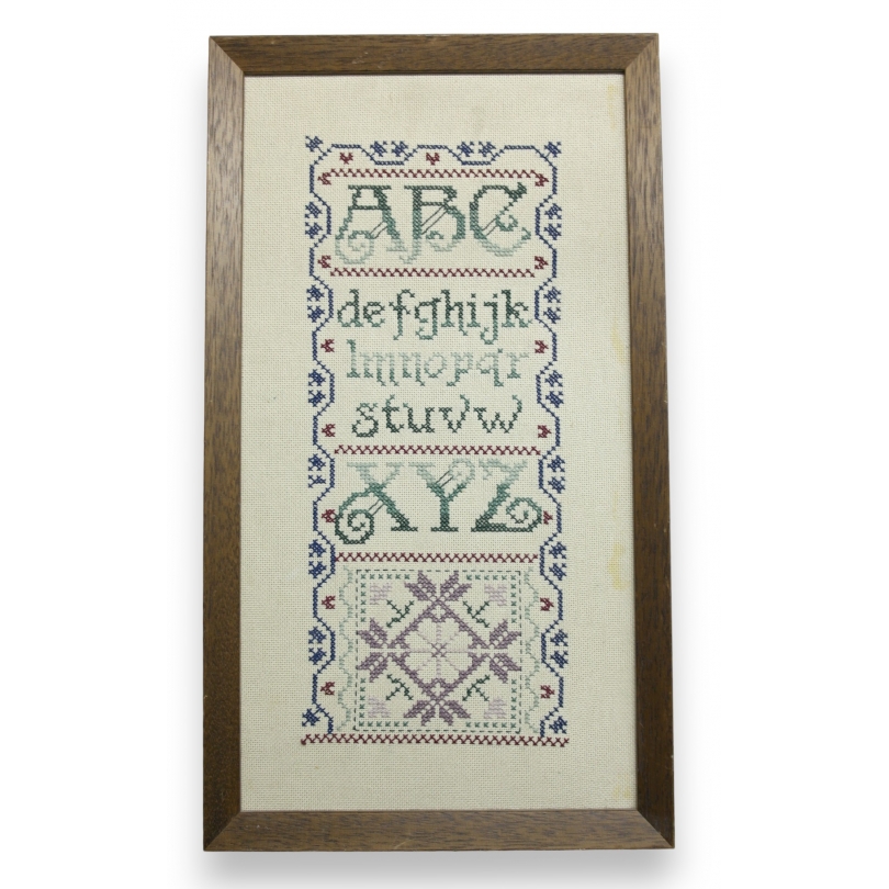  Tableau au point de croix "Alphabet" sur  Moinat SA  - Antiquités décoration