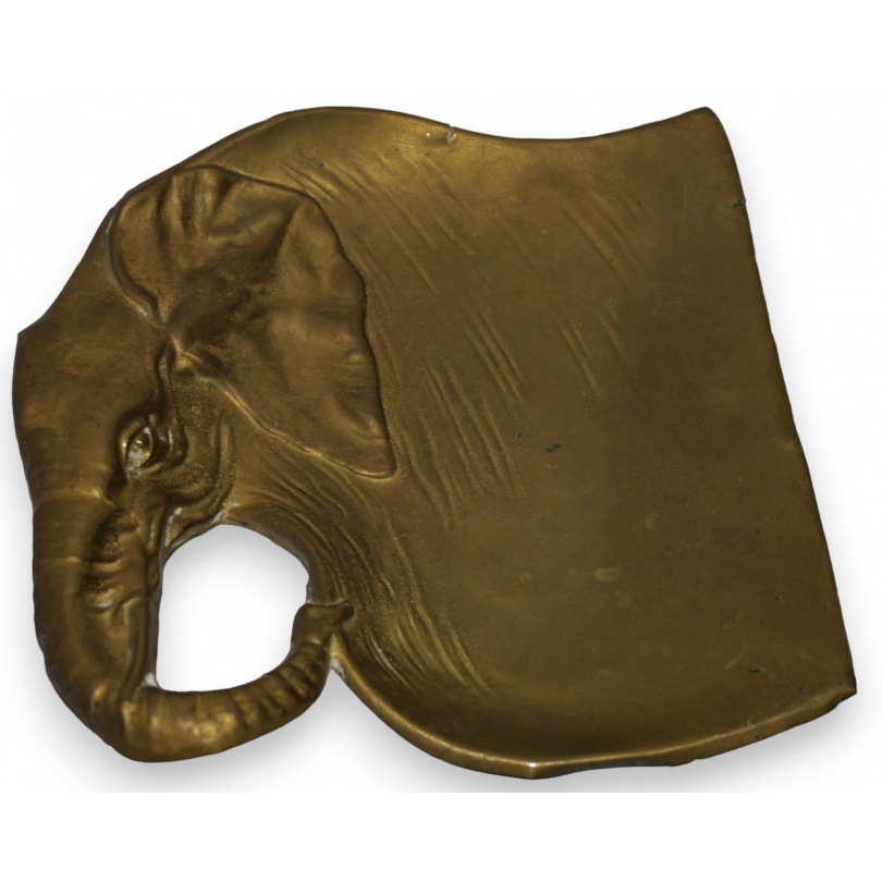 Vide poche en laiton repoussé "éléphant"