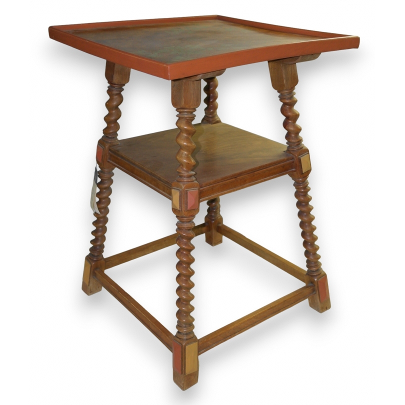  Petite table carrée sur  Moinat SA  - Antiquités décoration