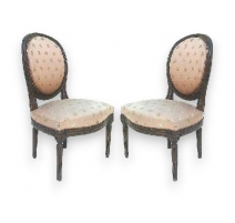 Paire de chaises Louis XVI médaillon.