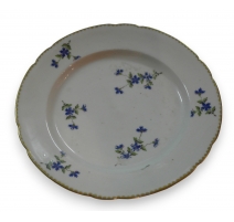 Assiette décor bleuets en porcelaine de