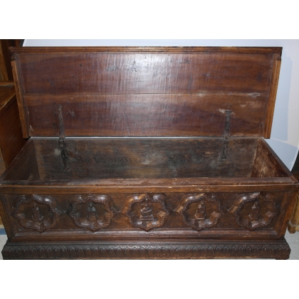  Coffre Renaissance richement sculpté en sur  Moinat SA  - Antiquités décoration