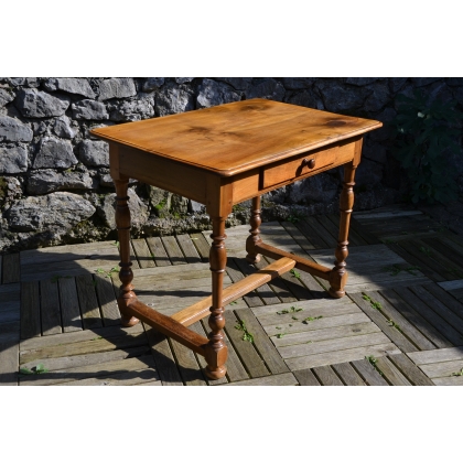  Table Louis XIII sur  Moinat SA  - Antiquités décoration