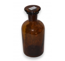 Flacon de pharmacie en verre bruni