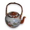 Chinese porcelain teapot at  Moinat SA  - Antiques and home décor