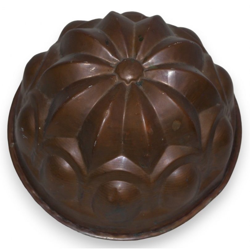 Moule à gâteau en cuivre