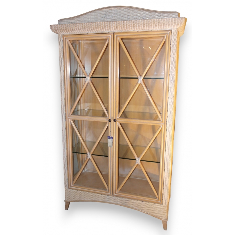  Vitrine en rotin "provençale" sur  Moinat SA  - Antiquités décoration