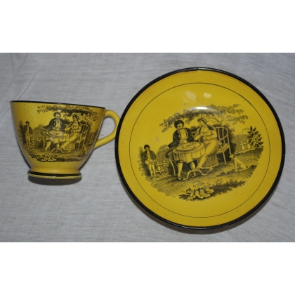 Yellow earthenware cup and saucer by  Moinat SA  - Antiques and home décor
