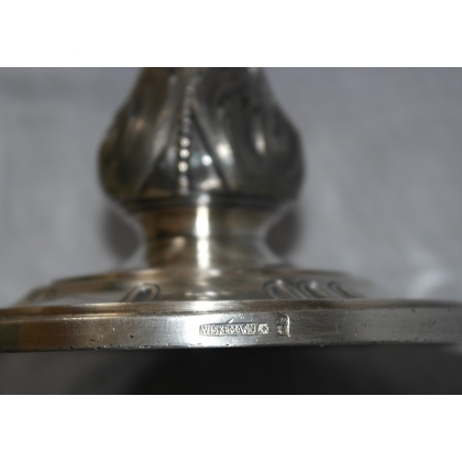 Silver-coloured Wiskemann bowl at Moinat SA – Antiques and home décor
