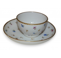 Tasse et sous-tasse décor bleuets bleu