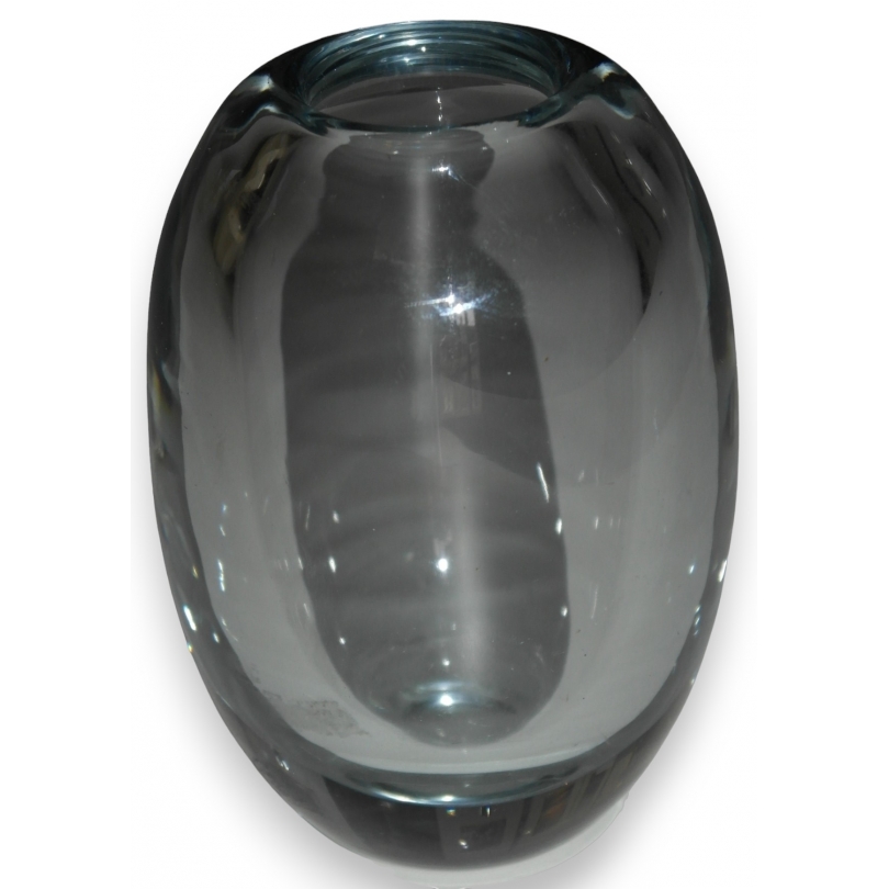 Swedish glass vase at  Moinat SA  - Antiques and home décor