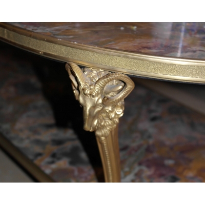  Table basse ovale "Tête de Béliers" en sur  Moinat SA  - Antiquités décoration